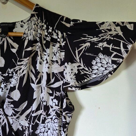 EUC INC INTERNATIONAL CONCEPTS WHITE BLACK FLORAL SURPLICE SLINKY MIDI DRESS M - Picture 6 of 15